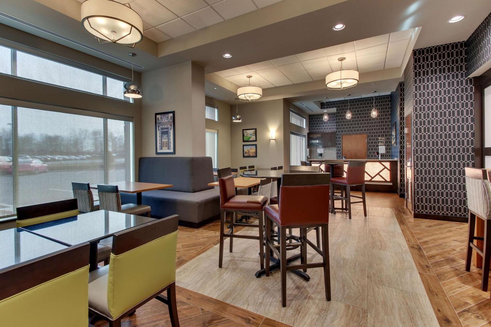 Drury Inn & Suites Cleveland Beachwood Exterior photo