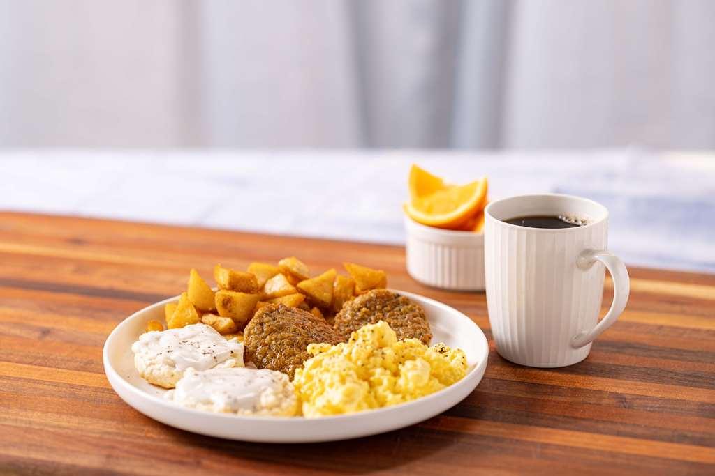 Drury Inn & Suites Cleveland Beachwood Restaurant photo